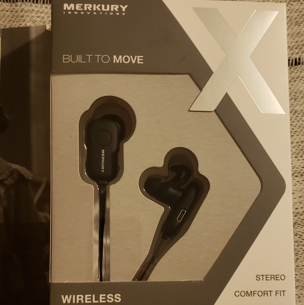 Merkury Wireless Bluetooth Headphones